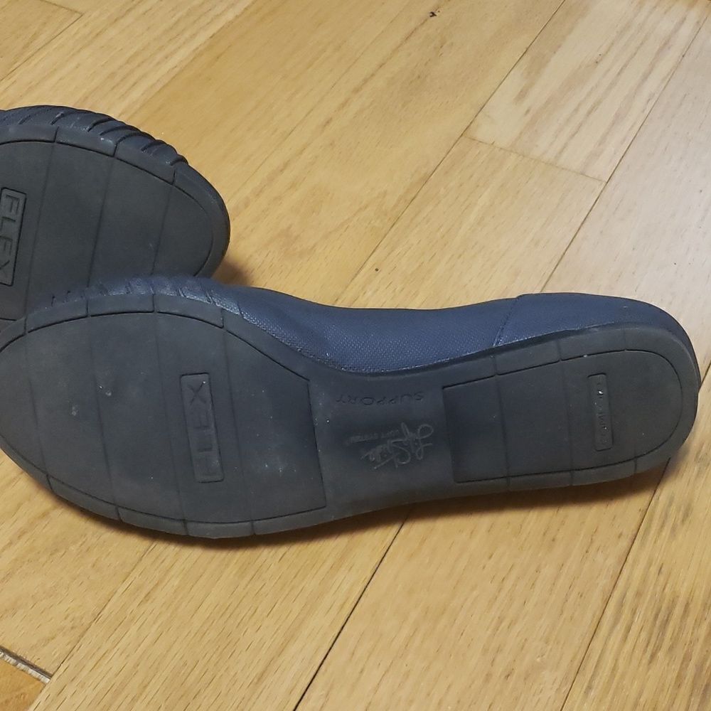 Life Stride Soft System Navy Blue Flats - Picture 5 of 9
